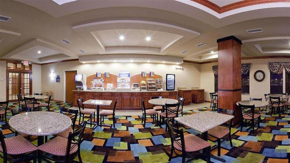 安德森智选假日套房酒店 外观 照片